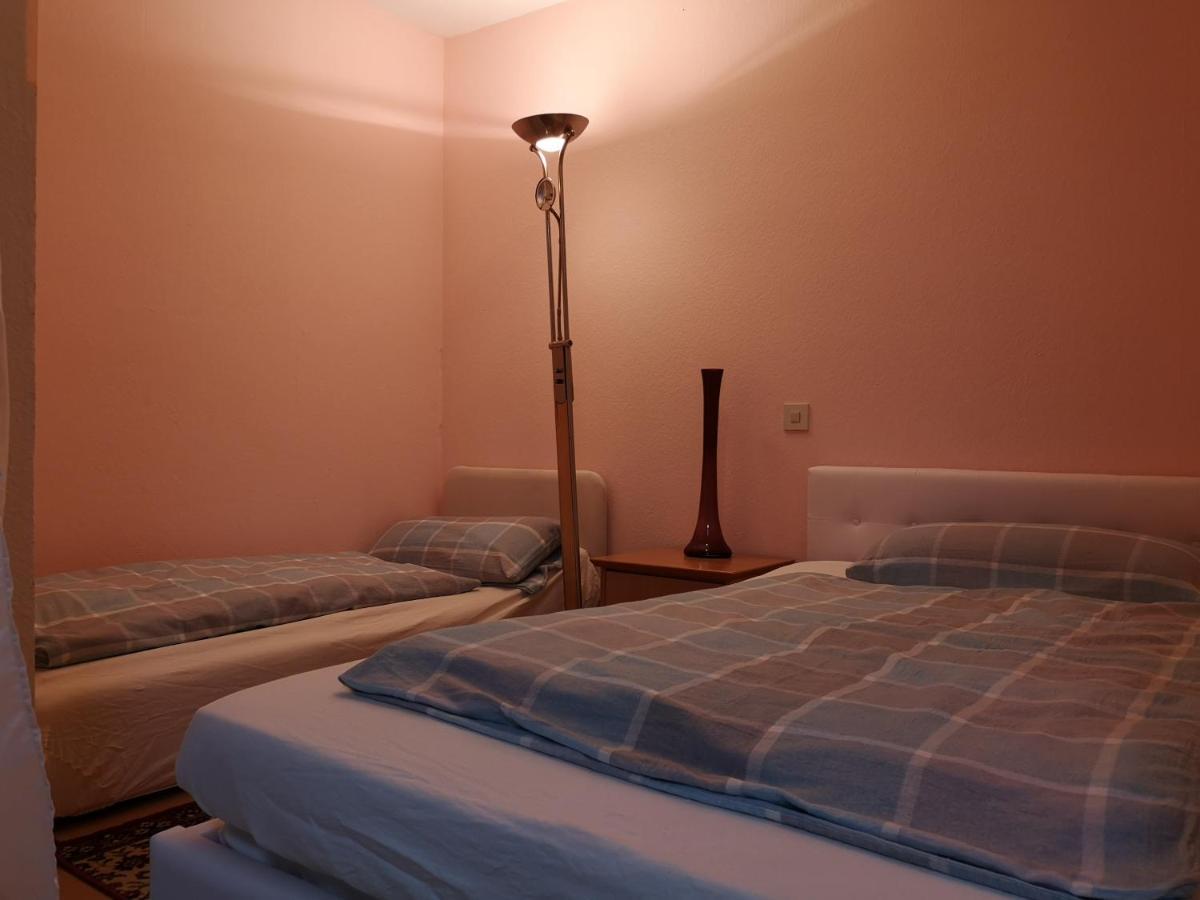 Appartment Leo Schönwalde Esterno foto